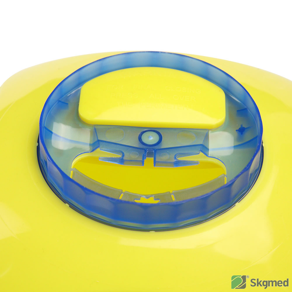 10L Sharps Container with Built-In Automatic Needle Remover